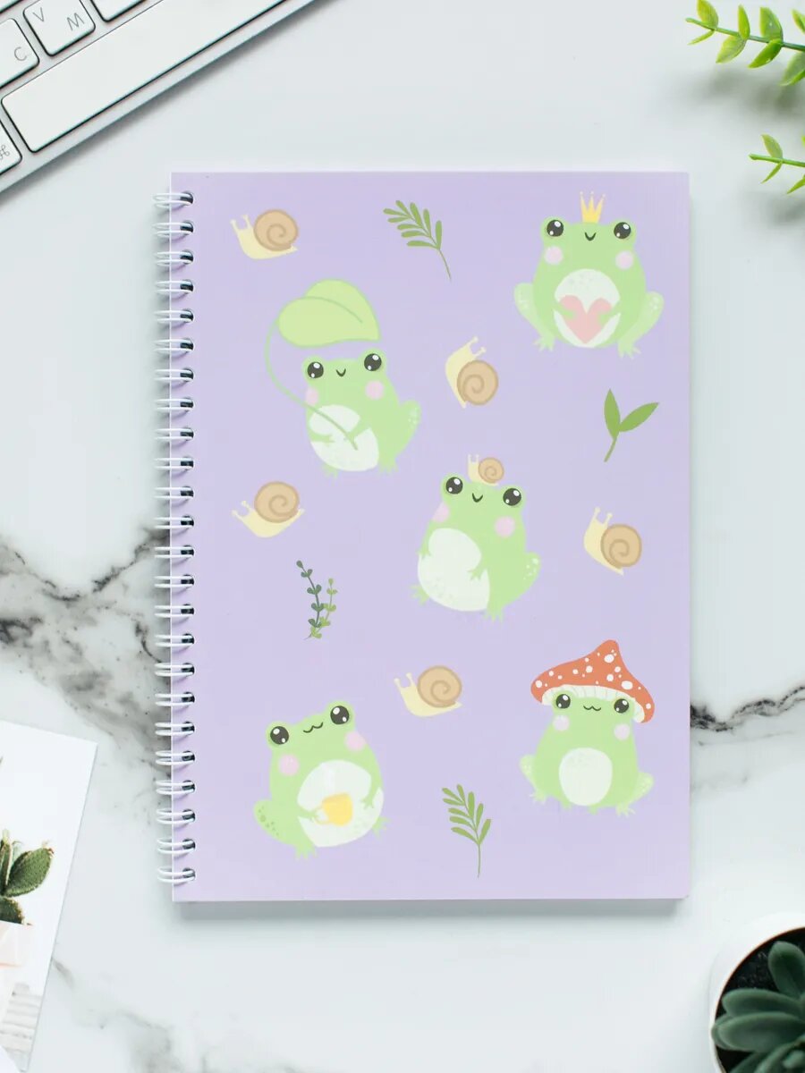 Стильный и оригинальный блокнот Лягушки и жабы идеально подходит для записей, зарисовок, скетчей, конспектов, заметок.Блокнот формата А5 размером 15*21 см, 48 листов в точку, что позволяет писать ровно и красиво. Обложка из твердого картона с бархатистой текстурой. Блокнот можно использовать как: - тетрадь для конспектов и лекций - блокнот для заметок - сборник стихов или цитат - ежедневник в стиле буллет джорнал - майнд карту для достижения своих целей, а также записывать рецепты, заметки, списки дел и покупок, план питания. В блокноте 48 листов - 96 страниц, произведен в России.