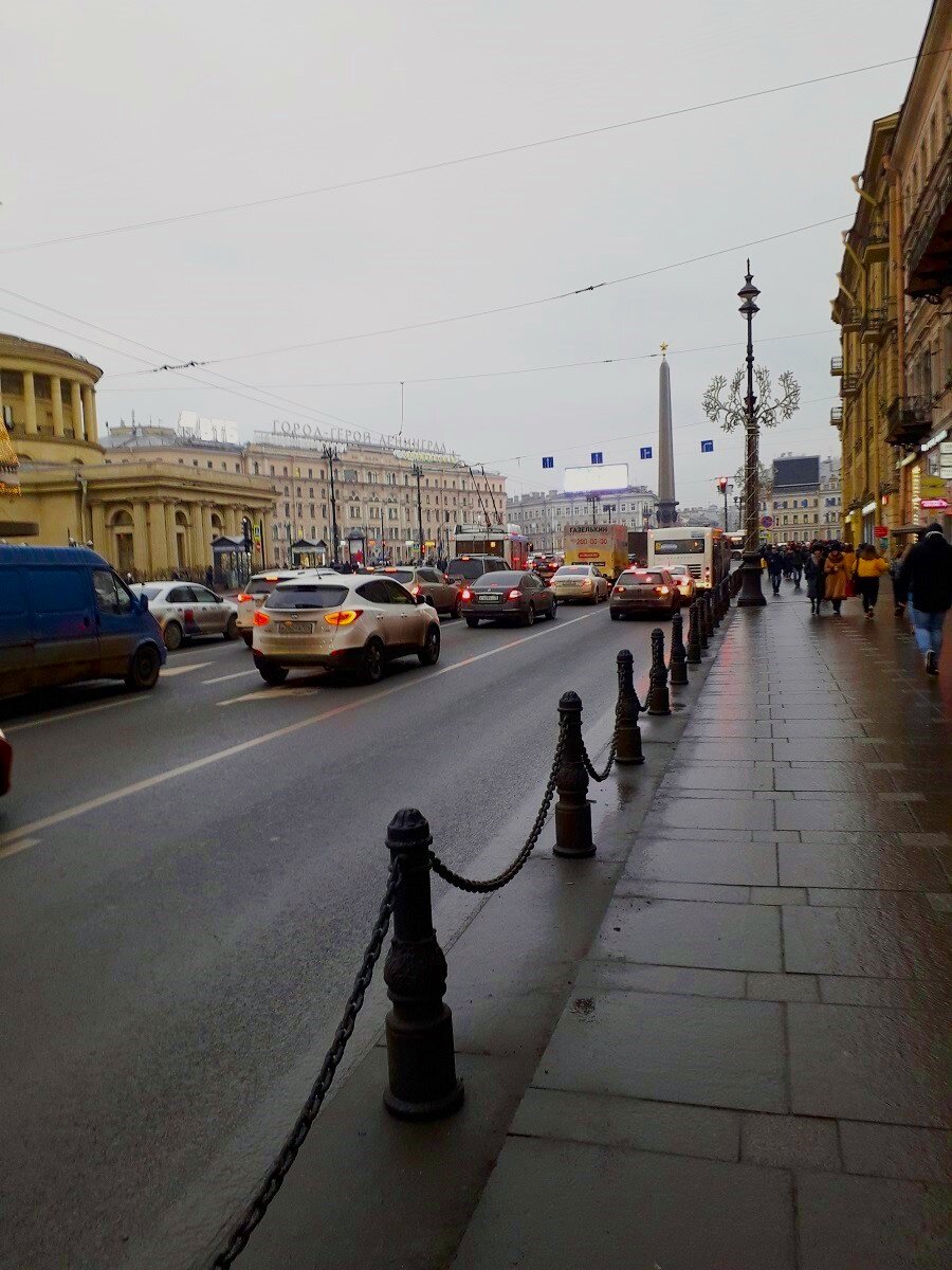 Санкт-Петербург. Невский проспект. Выход на площадь Восстания. (Фото автора)