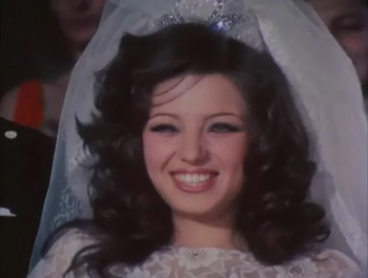 Фильм Белое Платье фото 12