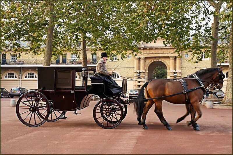 кучер экипаж 19 век россия. карета 19 века россия кучер. 18 кучер. извозчик профессия. кабриолет повозка 19 века.