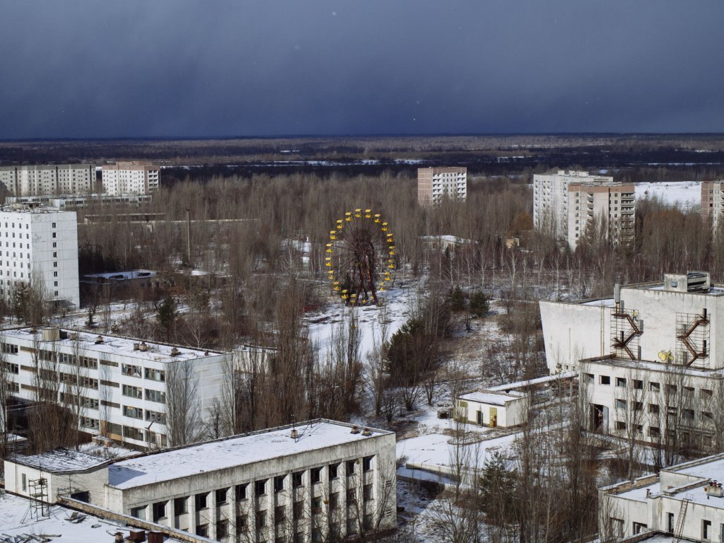 Чернобыль город Припять. Чернобыль город Припять сейчас. Город Припять сейчас. Город Чернобыль сейчас.