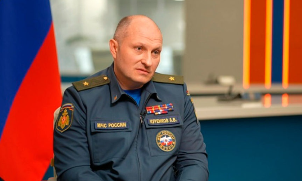 Александр куренков новый глава мчс. Куренков александр вячеславович. Александр куренков министр мчс. Куренков мчс. Куренков мчс новый министр.