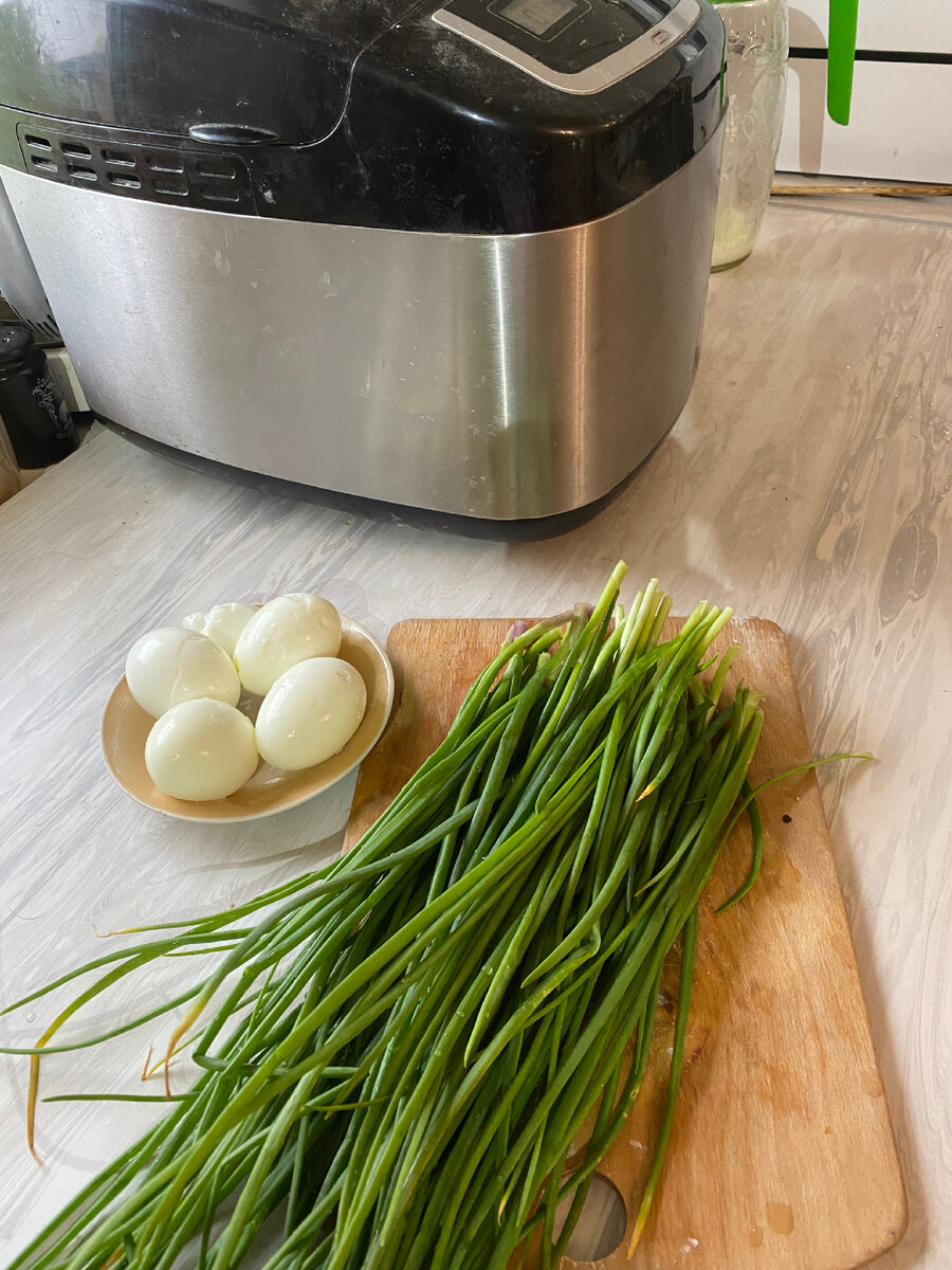 Почти пирожки с луком и яйцом