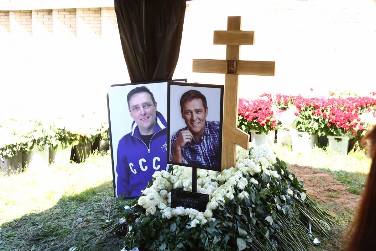    Барнаулец продает диск с автографом Юрия Шатунова за 1 млн рублей