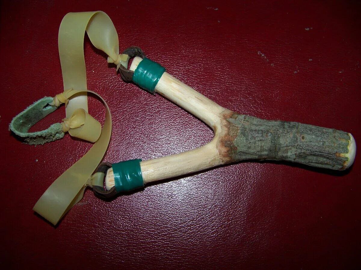 "Эх, молодежь", "А вот в наше детство…" - фразы, которые слышат в свой адрес абсолютно все поколения.-7