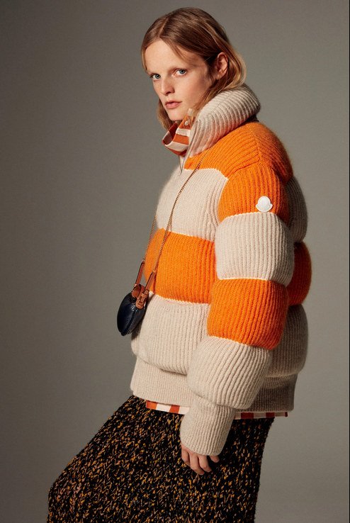 Юбку, не пропустите юбку! 