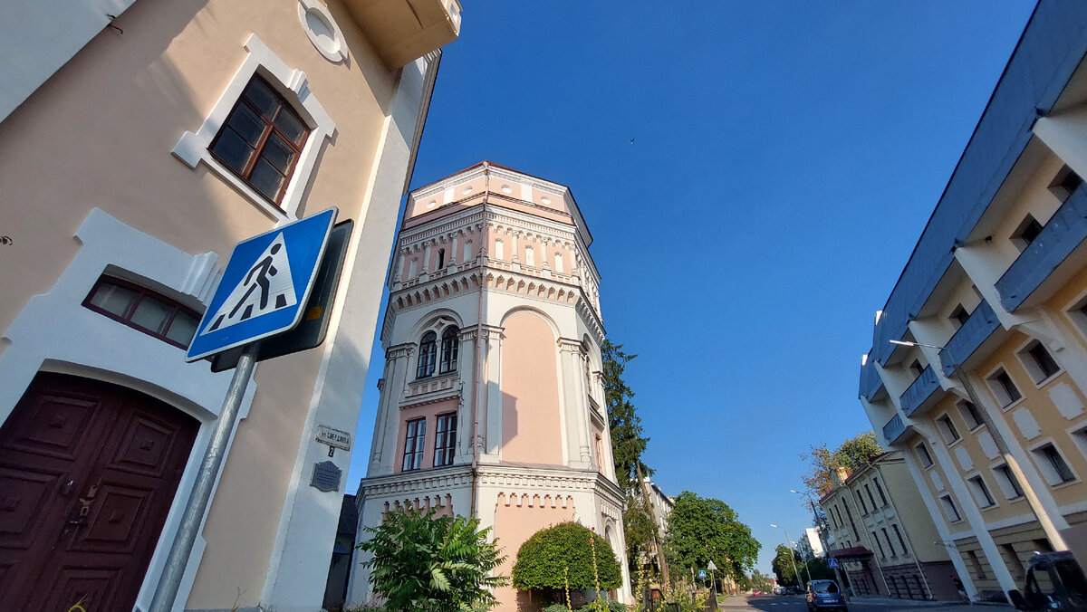 Гродно. Водонапорные башни Кася и Бася.