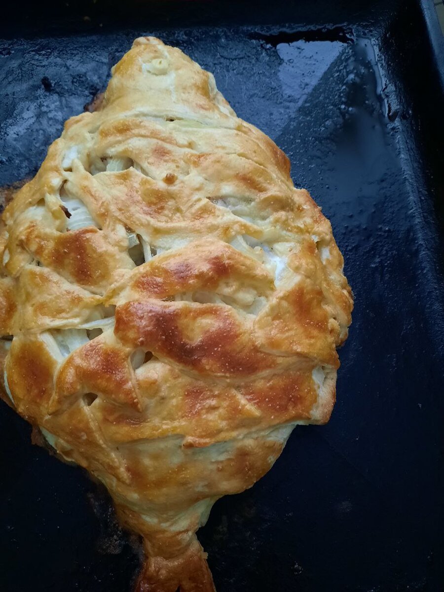 Пирог со скумбрией и картофелем