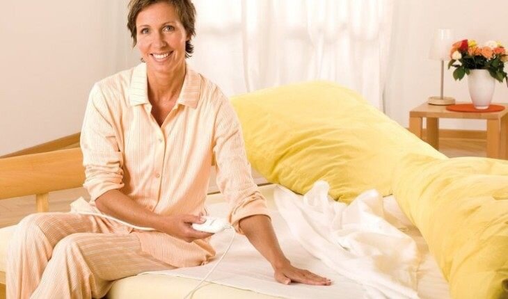    Уход немногим сложнее, чем за обычной простыней