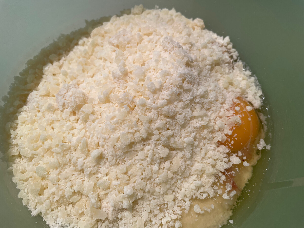 Готовим миндальные вафли с сыром