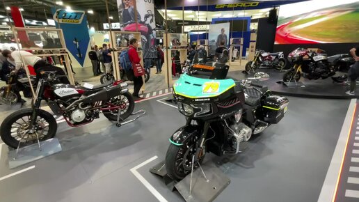 Прогулка по стенду Indian на мото выставке в Милане EICMA