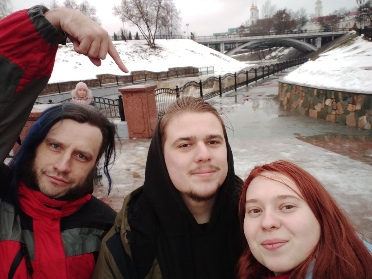 Угадайте, кто здесь Катя? 