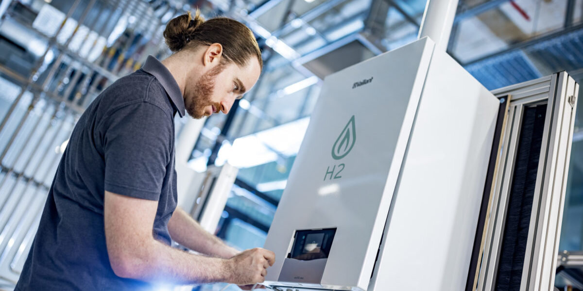  Один из муниципалитетов Верхней Баварии в рамках пилотного исследовательского проекта H2Direkt,  реконструировал газовые сети под использование водорода.