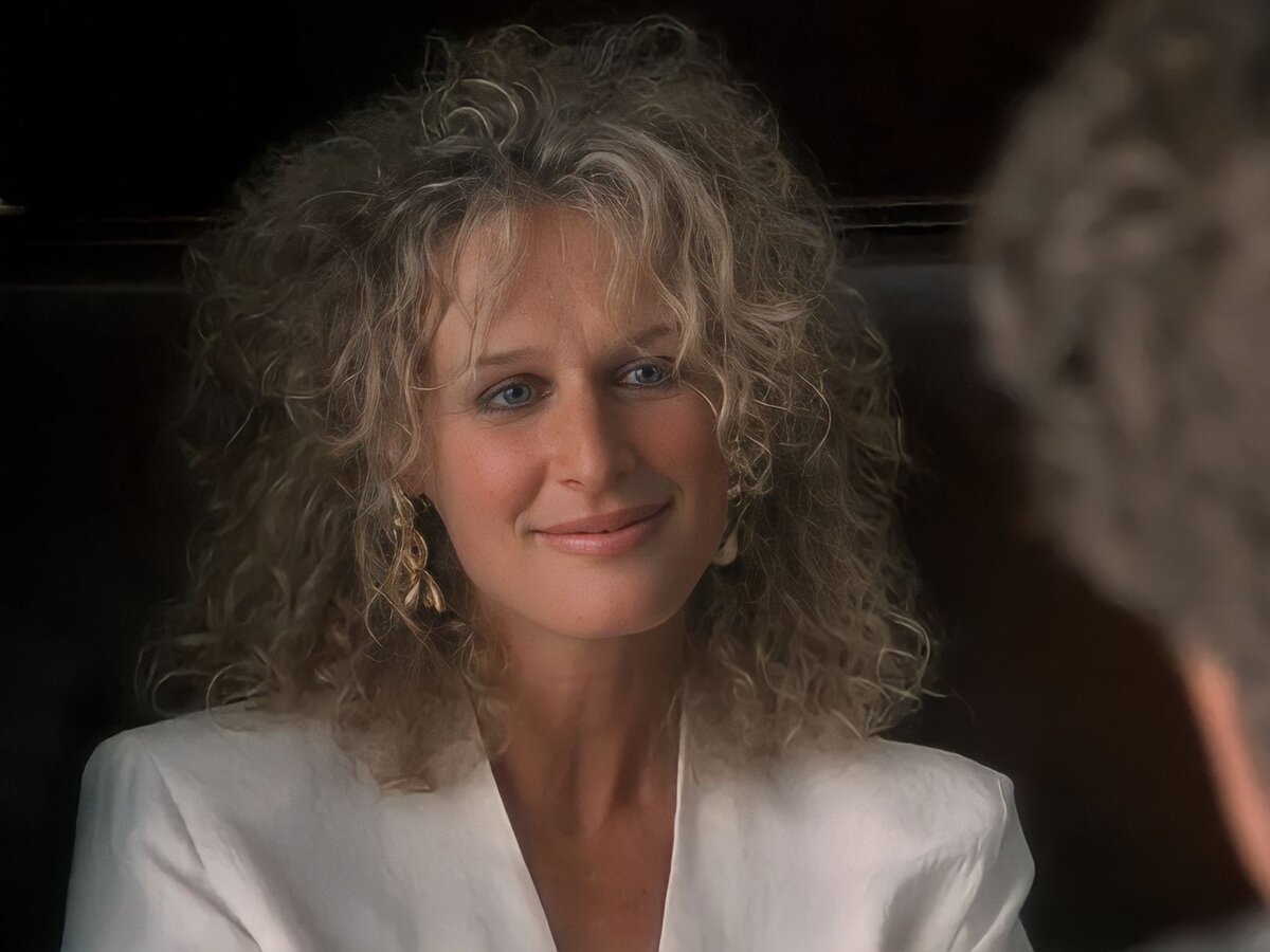 Кадр из фильма «Роковое влечение», 1987 год, режиссер Эдриан Лайн