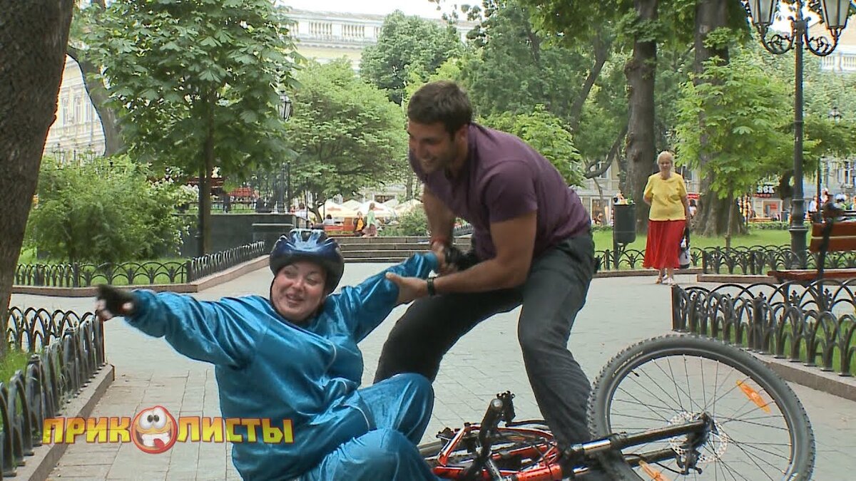 Смейся с нами, до слёз. Самый весёлый канал  без диалогового юмора. Приглашай друзей, пусть тоже повеселятся. Мы рады вас всех видеть.