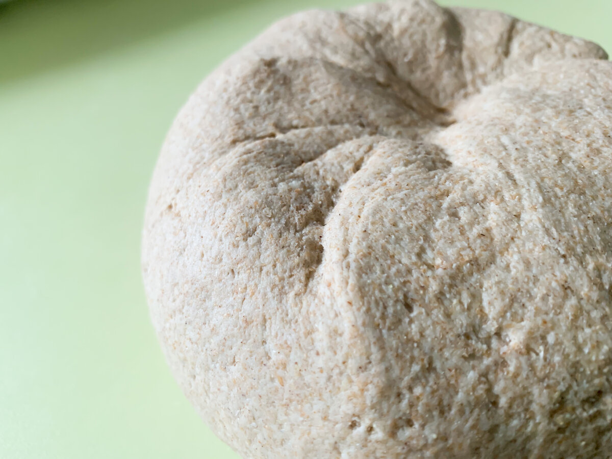 Тесто спустя 10 минут замеса