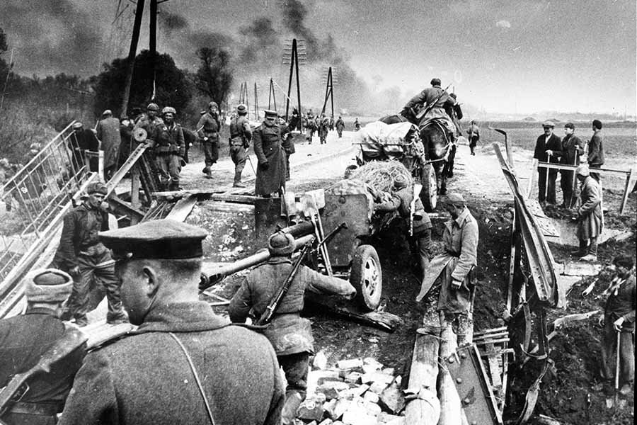 Белорусская операция операции в великой. Советская артиллерия на подступах к Берлину, апрель 1945 года. Войска 2-го белорусского фронта. Фронт ВОВ 1941.