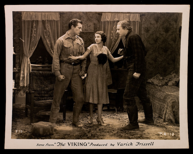 Кадры из фильма "Викинг"