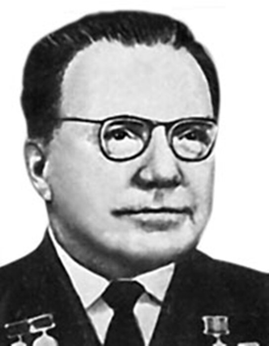 Под руководством Ж. Я. Котина Афанасий Семёнович Ермолаев начал техническое проектирование тяжёлого танка КВ-1. 