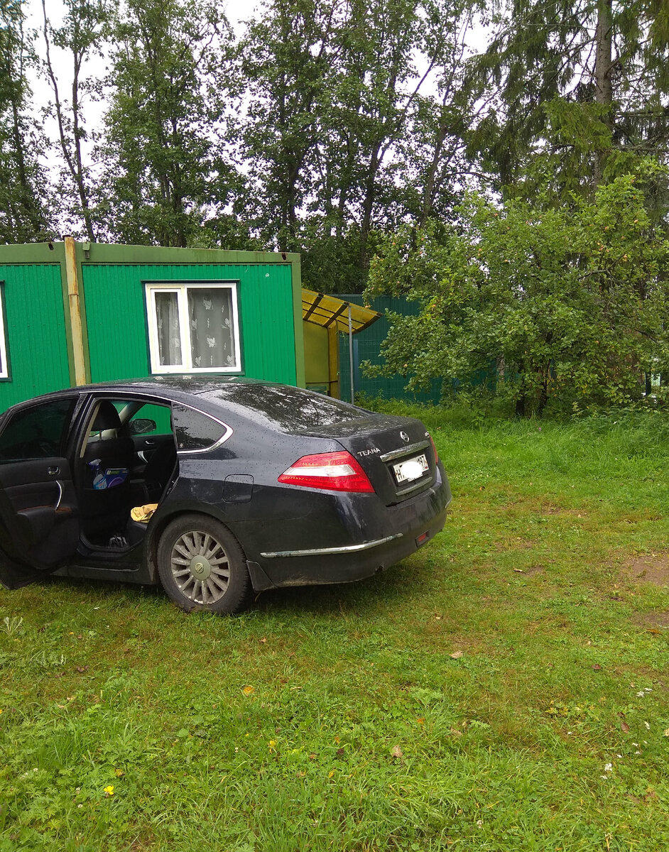 Первые минуты отдыха. Разгрузка авто и заселение в домик. 