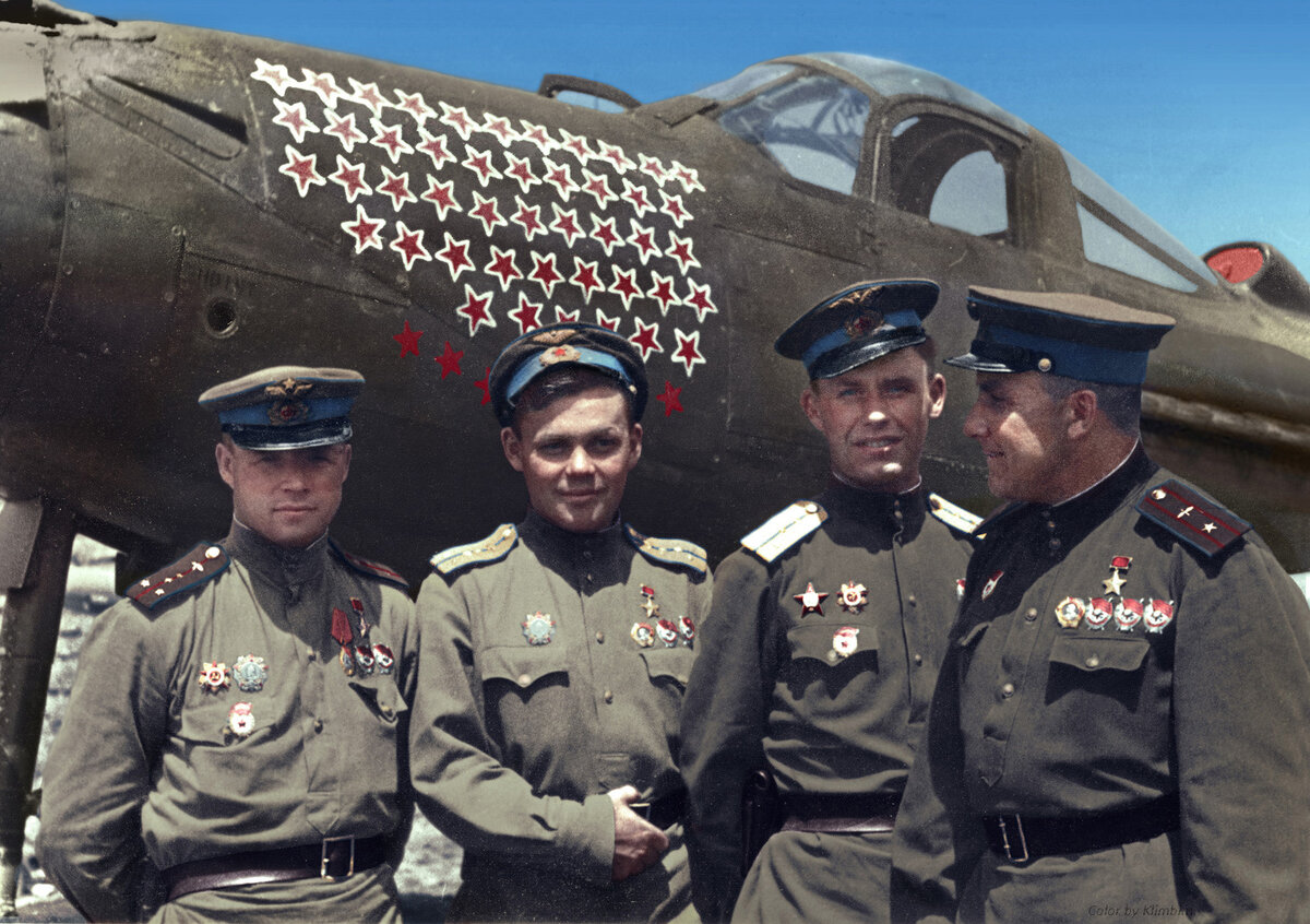 Летчики Великой Отечественной войны (https://clck.ru/rJjRw)