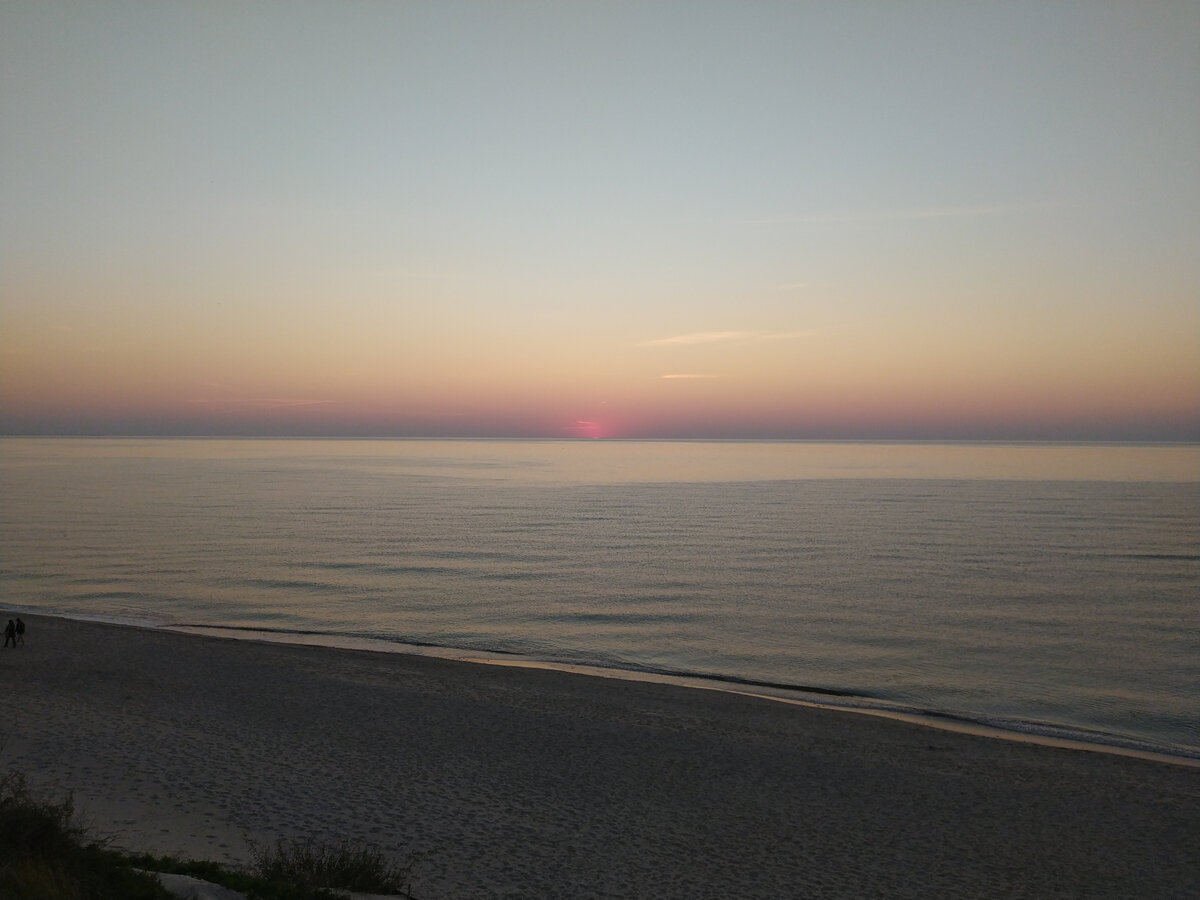 Что бы вы ни решили посмотреть на Куршской косе за 1 день — постарайтесь проводить закат
