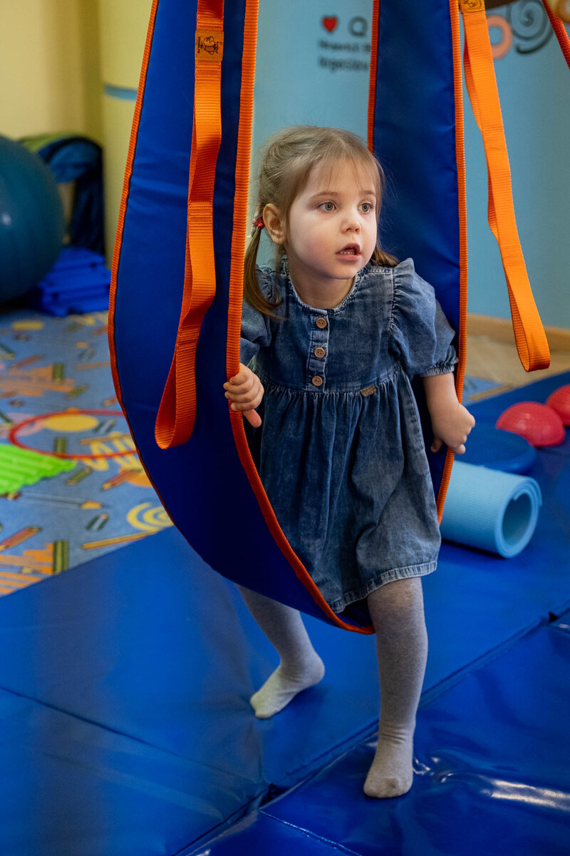 Занятия по сенсомоторной коррекции в Центре "Логослов", г. Казань