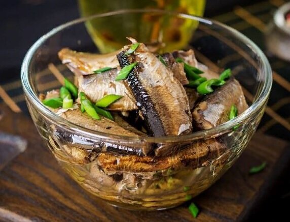 Домашние шпроты хоть на закуску, хоть на бутерброд