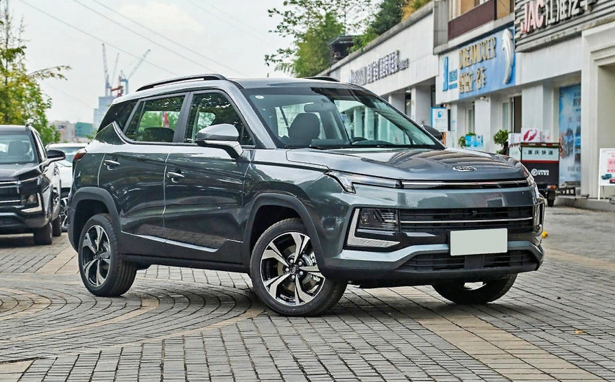 JAC S4 официально появился в России