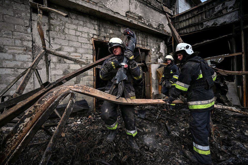     ВКС России уничтожено до ста боевиков нацформирований и иностранных наемников  REUTERS