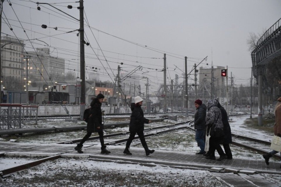     Жителям стоит утеплиться и запастись горячим чаем Михаил ФРОЛОВ