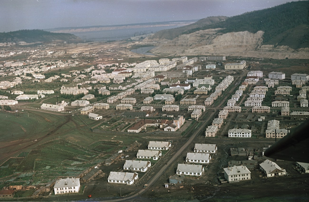 Жигулёвск в 1950-е гг. Фото Семёна Фридлянда.