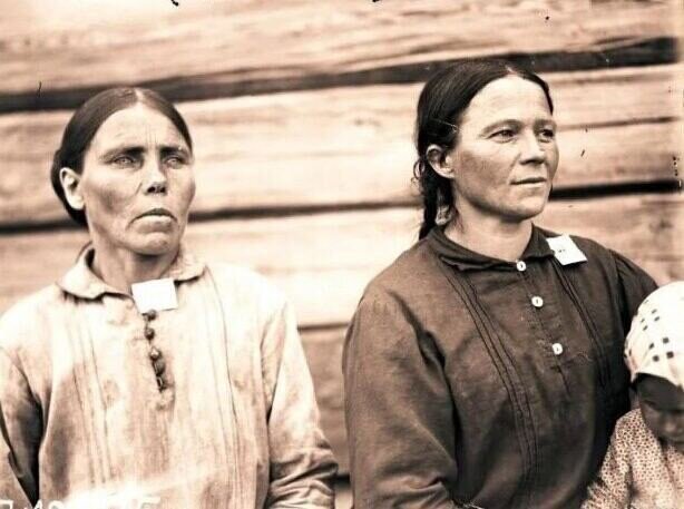 Слева 46-летняя женщина, справа – 35-летняя 
