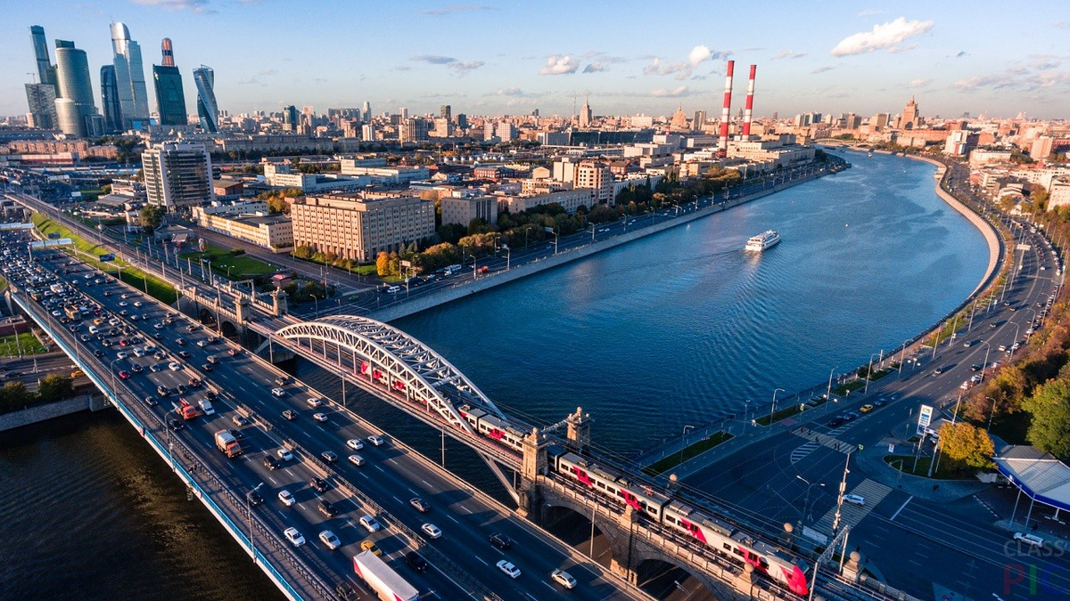 Moscow is very beautiful. Вид на Москва-Сити с коптера. Лужнецкий мост МЦК. Москва Сити с коптера. Моква река Москва Сити.