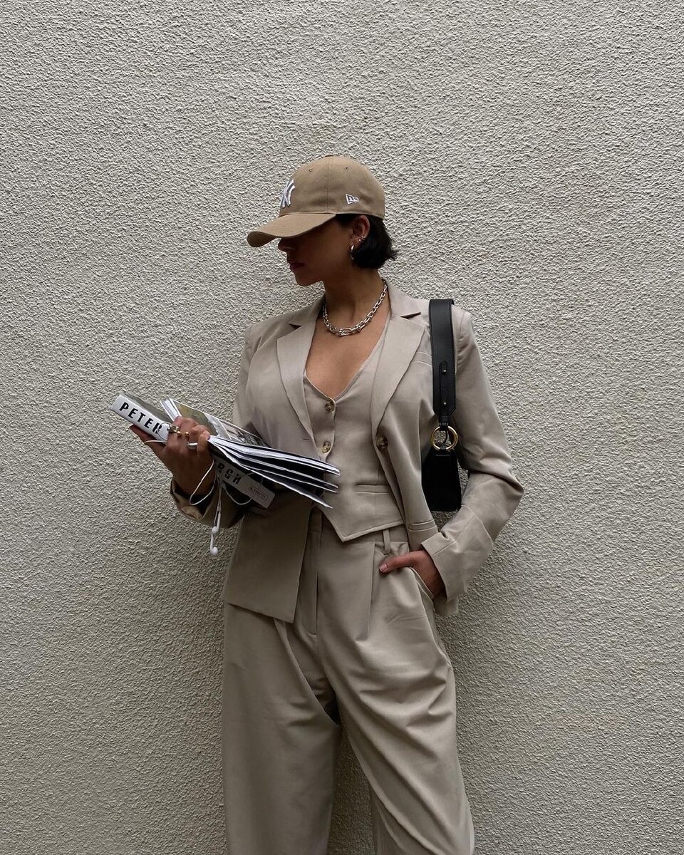    Классический жилет, который можно позаимствовать у бойфренда@veneti.a