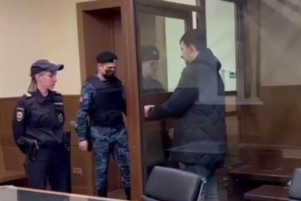     Влетевшего в остановку на 3-м Павелецком проезде в Москве водителя арестовали до 15 февраля 2023 года  прокуратура Москвы