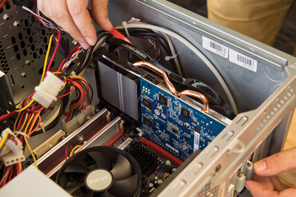 Как установить видеокарту на компьютер Windows 10 