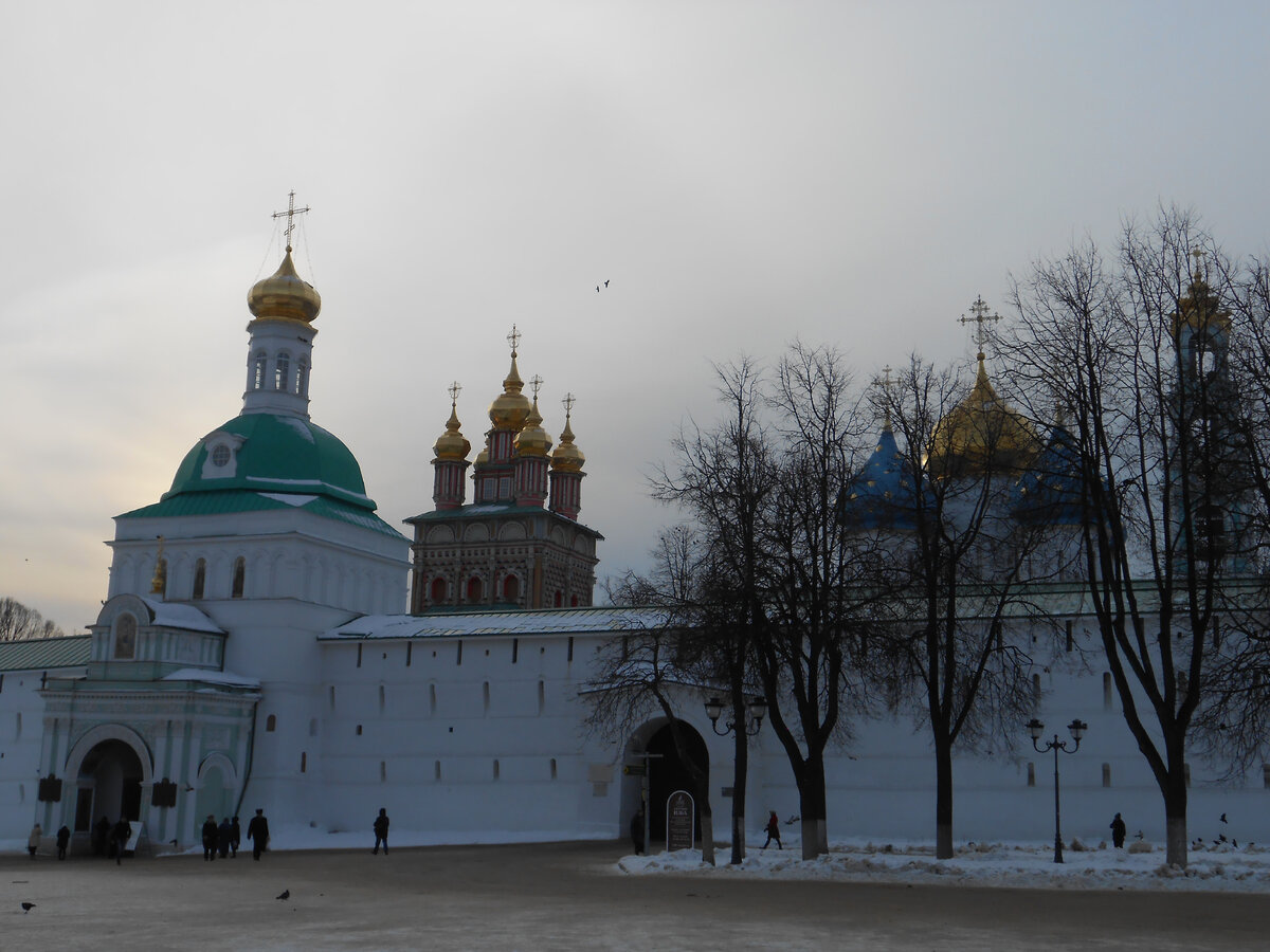 Основание Троице Сергиева монастыря