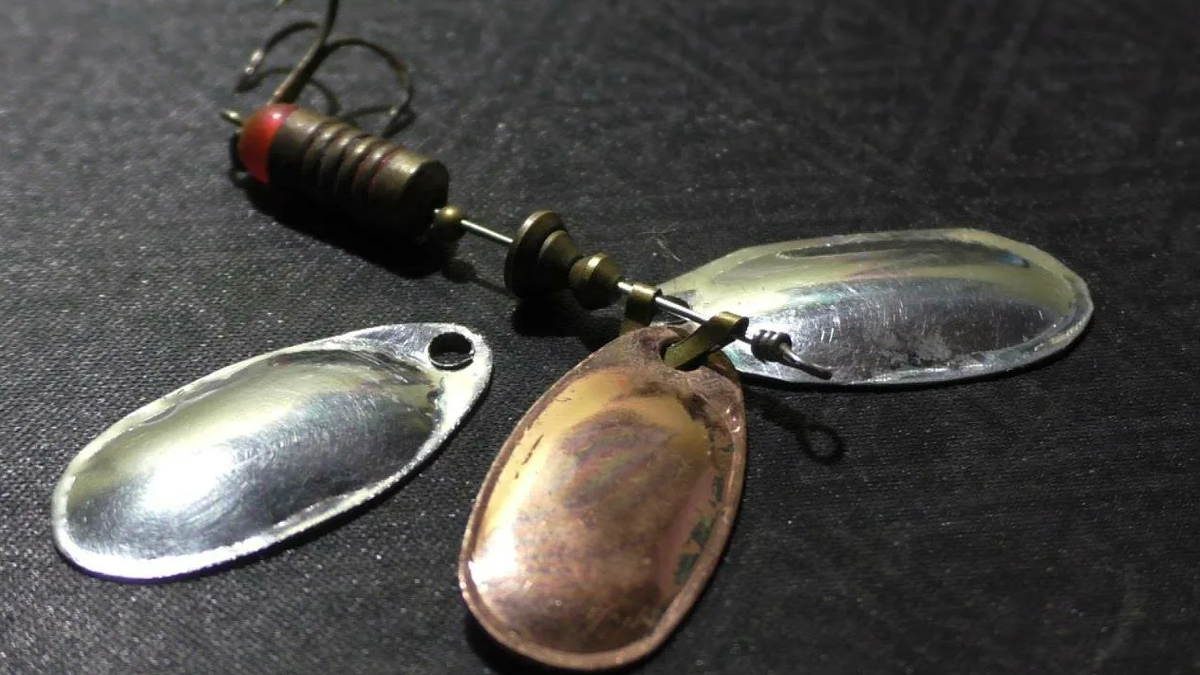 Блесна вертушка своими руками. Источник фото  klev26.ru