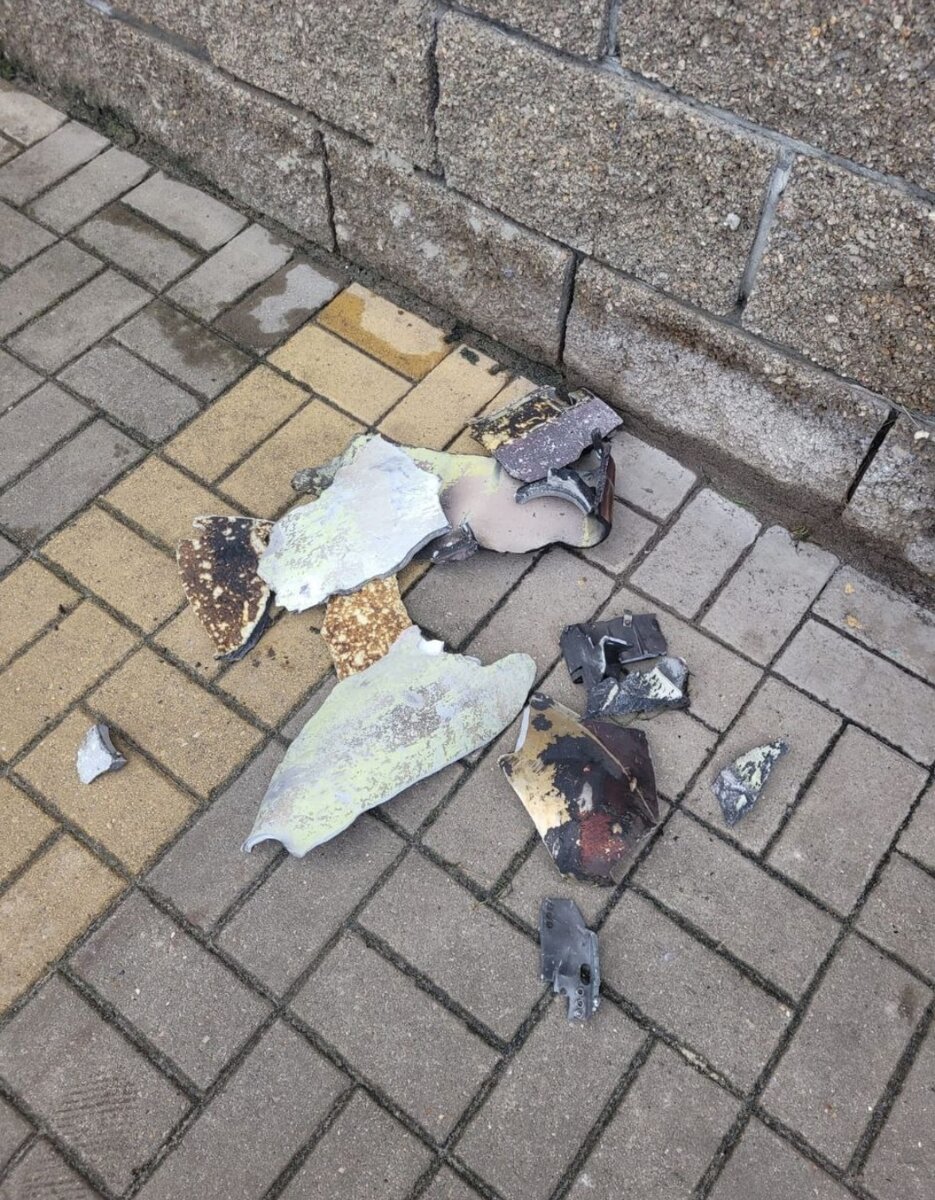 Упало на землю, после работы ПВО