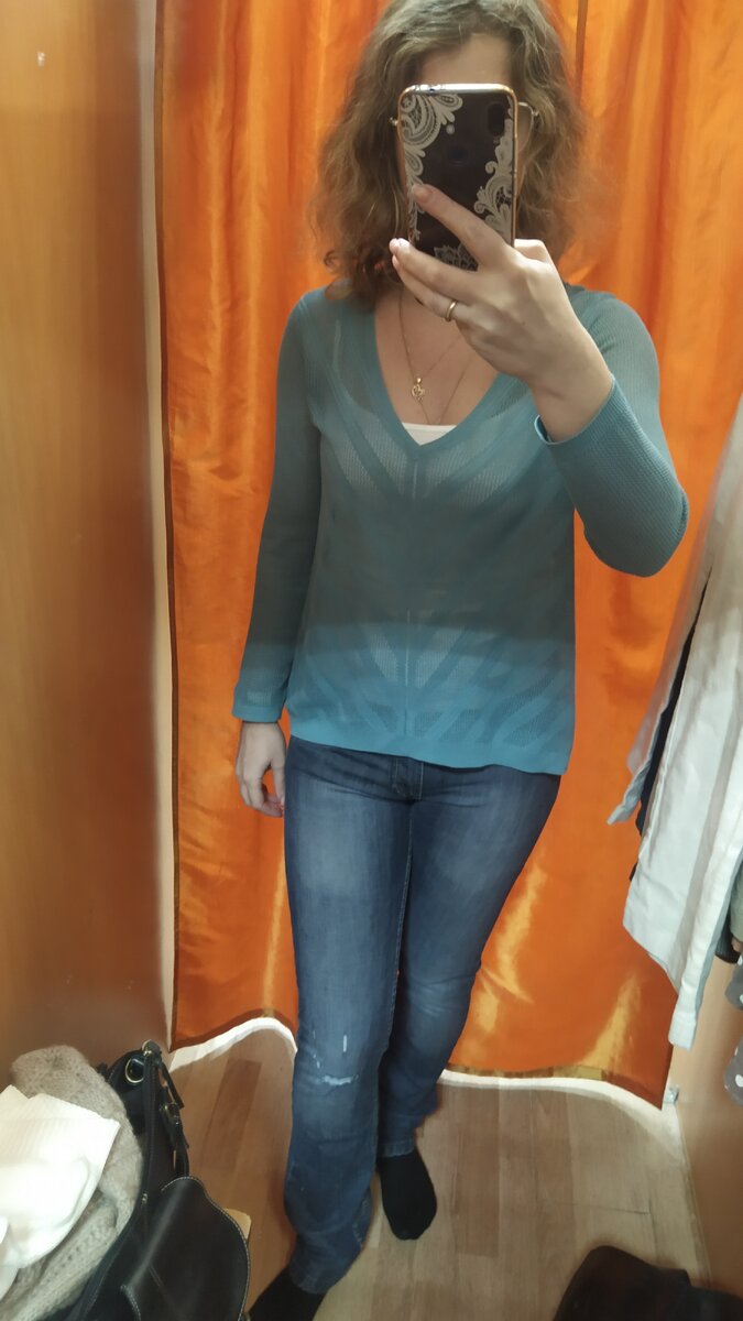 Джинсы Emporio Armani.