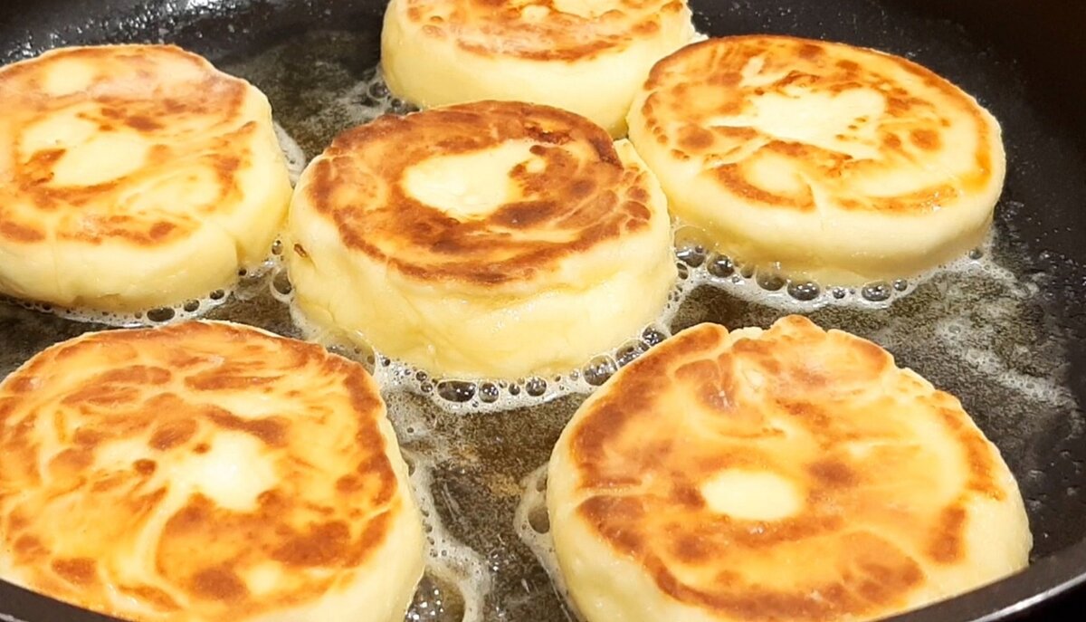 Классические сырники из творога на сковороде