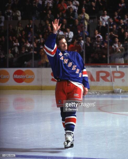 Овации - это здорово... Но где я сегодня машину оставил?