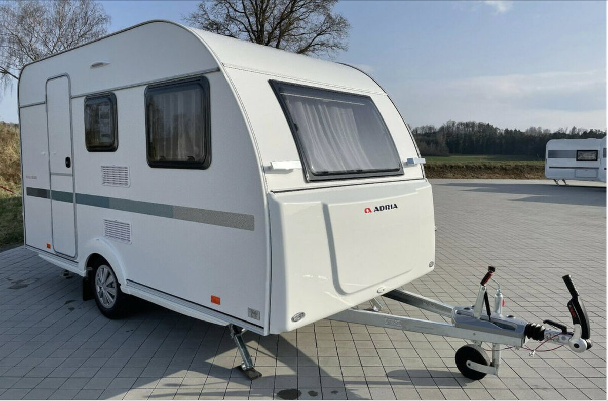 Adria Aviva 360DK от дилера «Яхты на колесах»