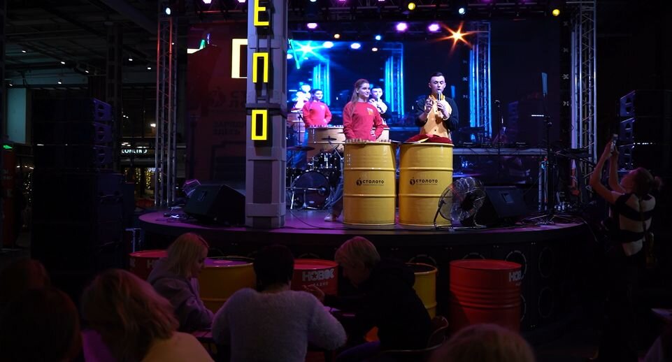 Листайте вправо, чтобы увидеть больше изображений