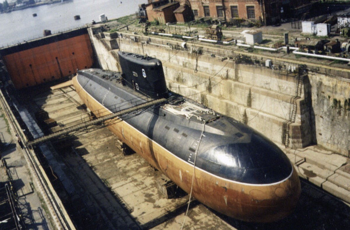 Пл материал. Подводная лодка на Кронштадтском морском заводе. Проект музея подводной лодки Кронштадт. Кронштадт подводная лодка музей. Подводная лодка u-250 в Кронштадте.