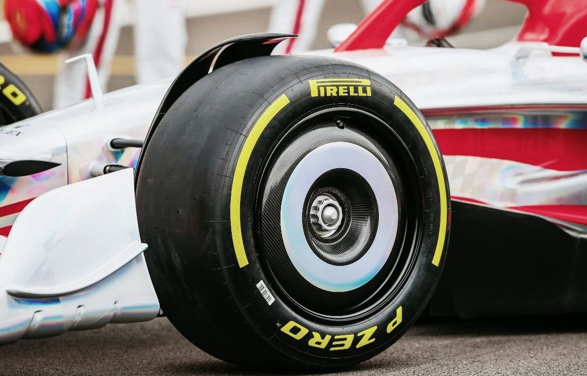 MCLAREN Formula 1 Wheel