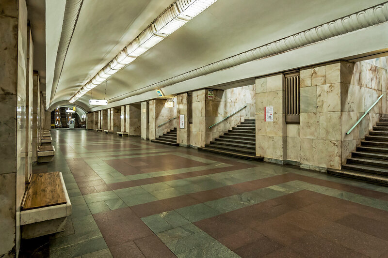 Станция "Университет", 2016. Фото отсюда: https://www.clubdruzey.ru