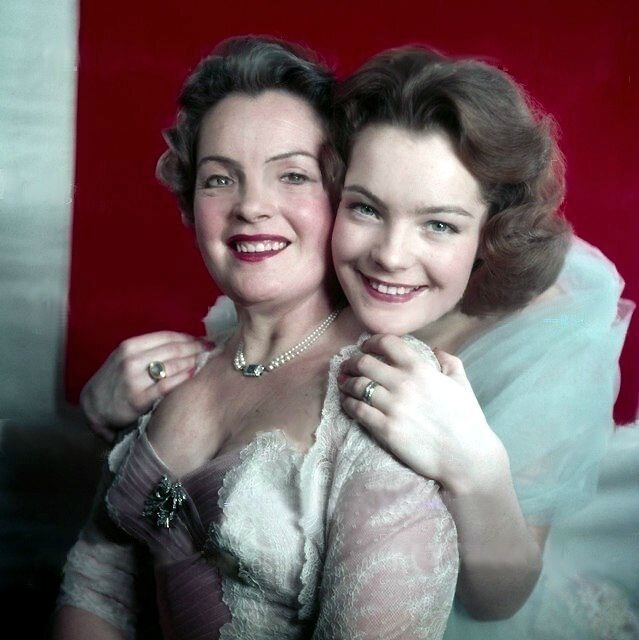 Роми Шнайдер с матерью Магдой Шнайдер.