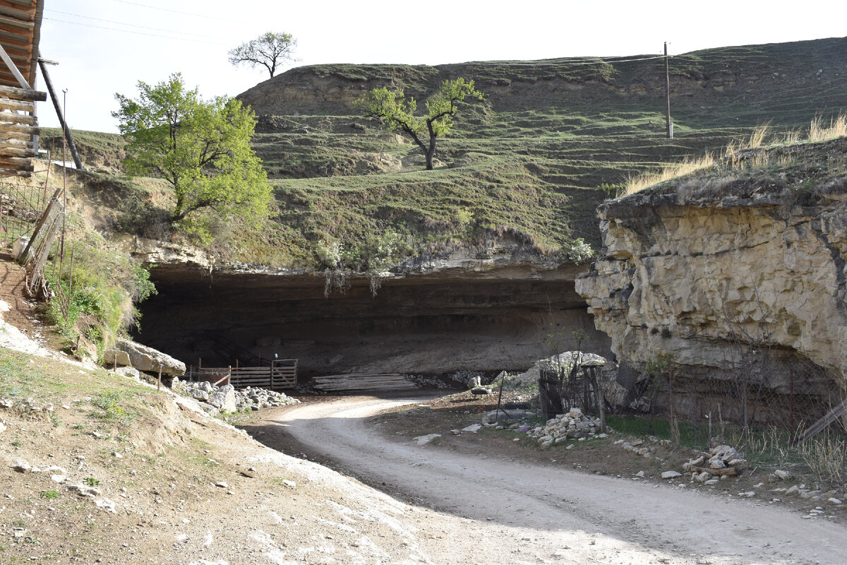Дороги в селе проложены прям по промоинам
